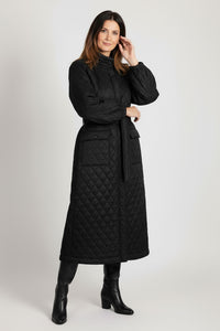 Μαύρο καπιτονέ μακρύ παλτό με γούνινη εσωτερική επένδυση και ζώνη – Ellisargi Boutique