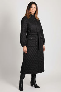 Μαύρο καπιτονέ μακρύ παλτό με γούνινη εσωτερική επένδυση και ζώνη – Ellisargi Boutique