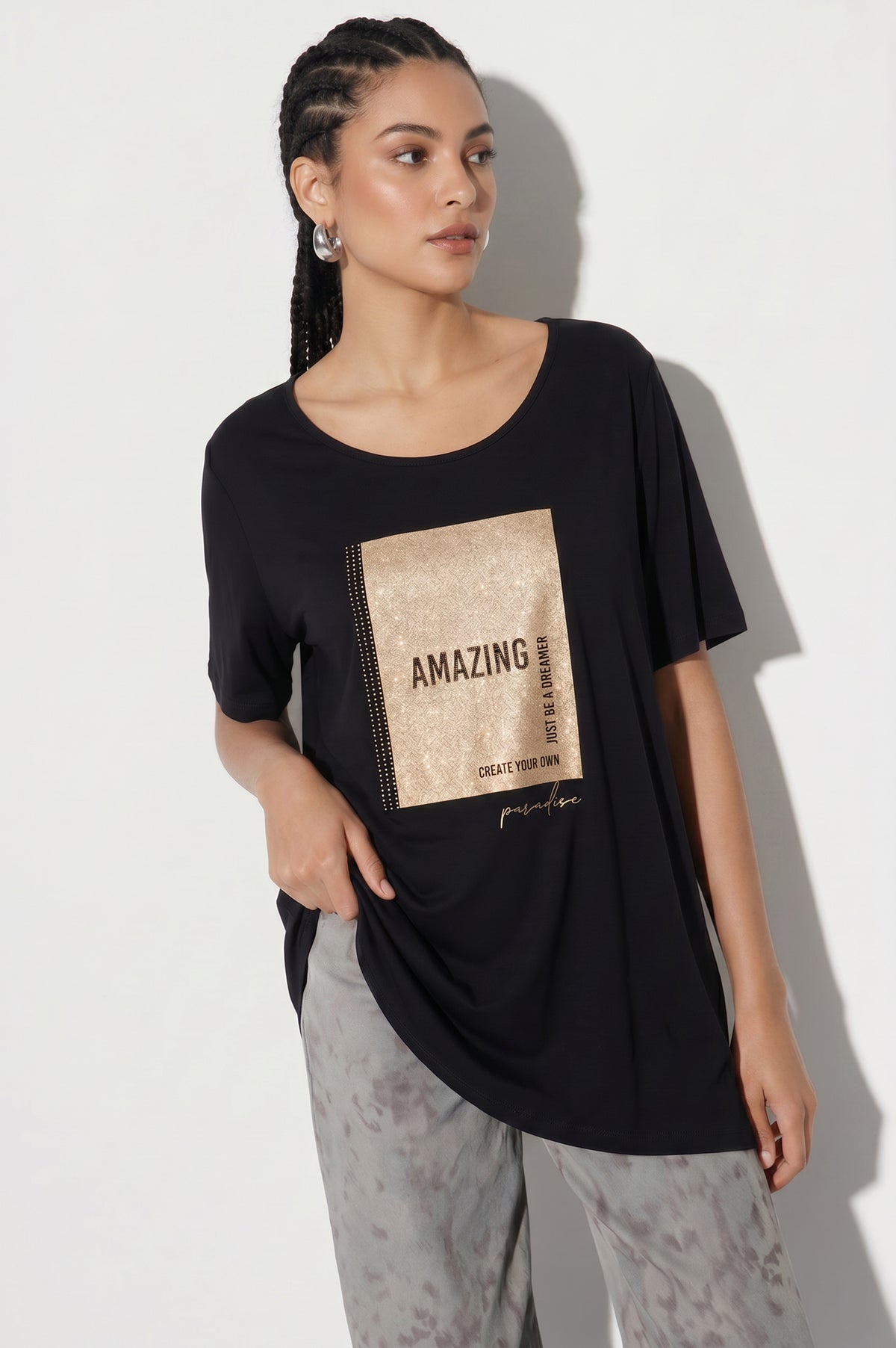 Μαύρο T-shirt “Amazing” με Χρυσό Print