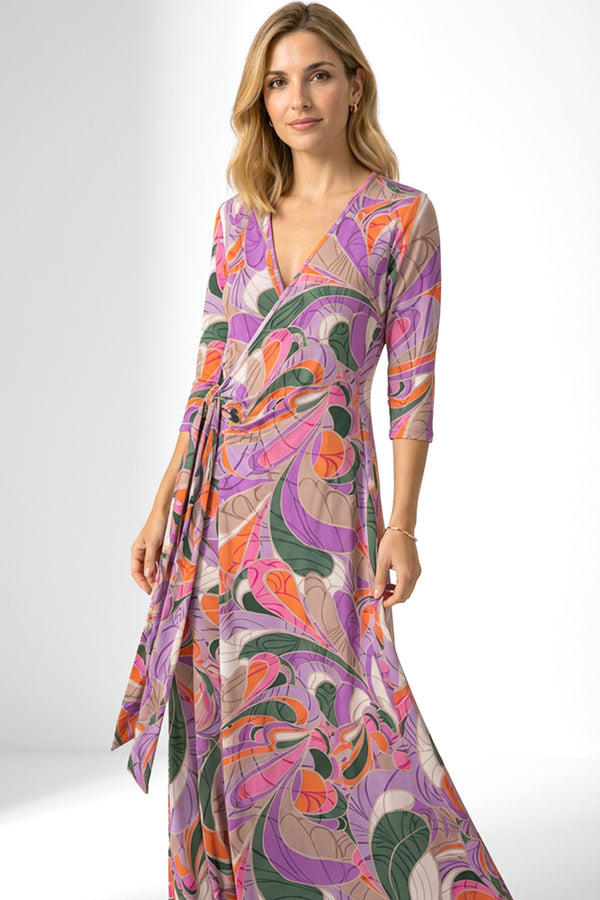 Μάξι φόρεμα κρουαζέ με πολύχρωμο abstract print σε μωβ αποχρώσεις και δέσιμο στη μέση