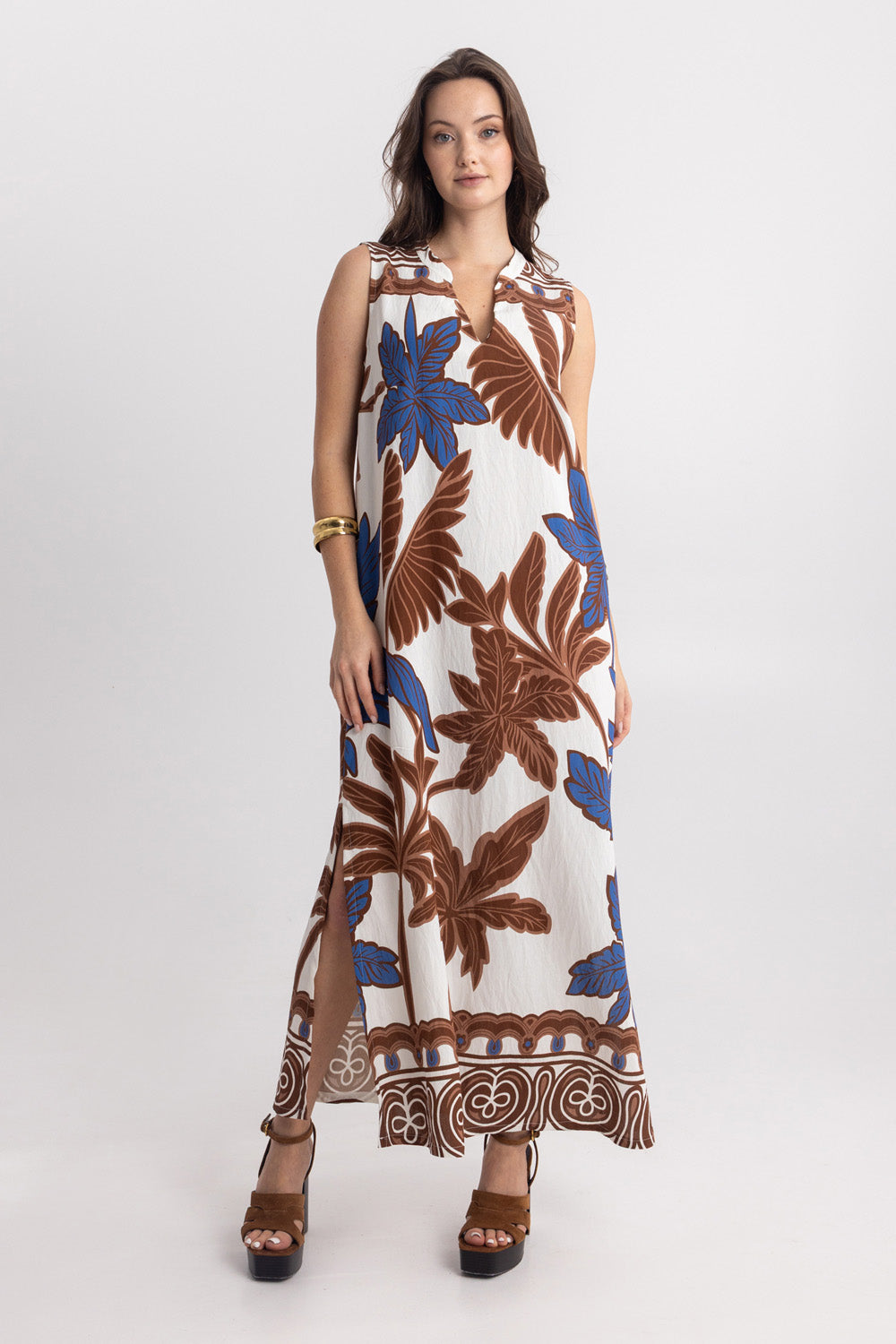 Μάξι φόρεμα με tropical botanical print σε εκρού βάση και μπλε λεπτομέρειες