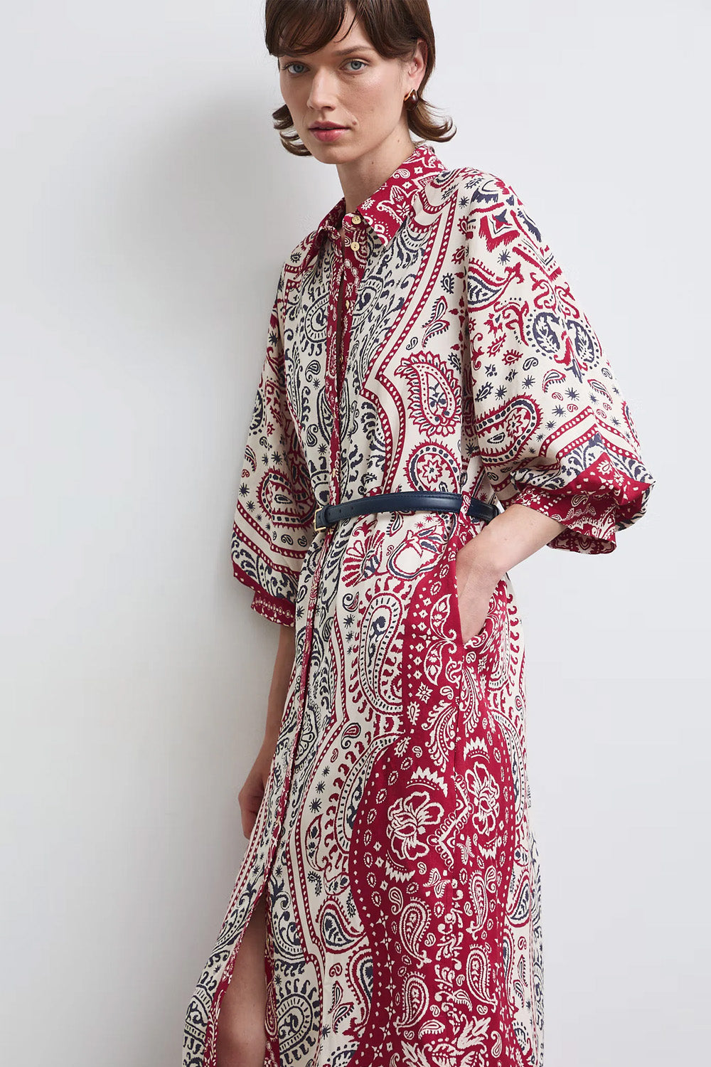 Γυναικείο maxi σεμιζιέ φόρεμα Paisley Rouge σε ivory, κόκκινο και navy