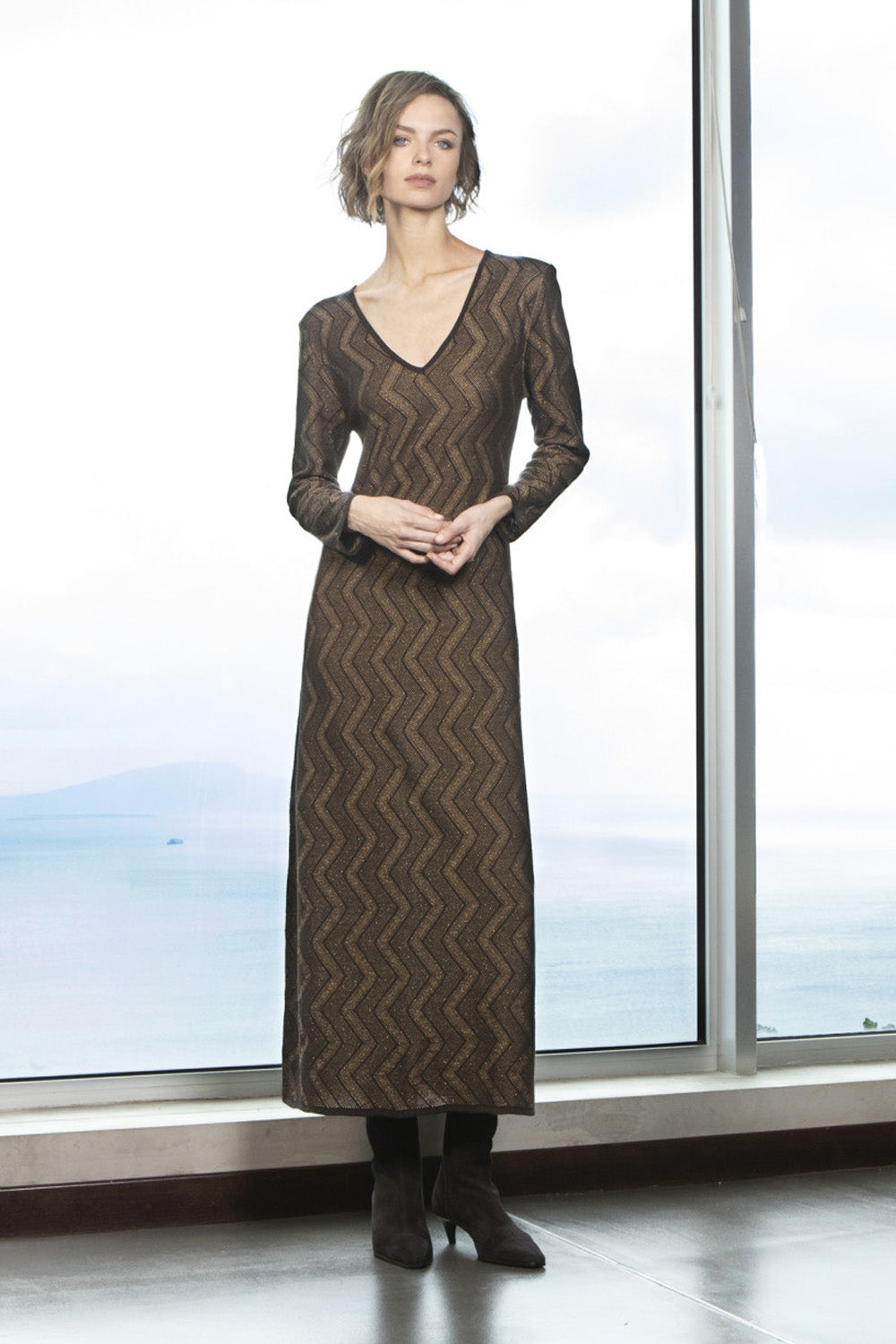 Μίντι φόρεμα με lurex και καφέ zig zag σχέδιο
