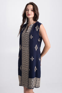 Μίνι φόρεμα navy μπλε με χρυσό κέντημα στο μπροστινό μέρος και αμάνικο σχέδιο
