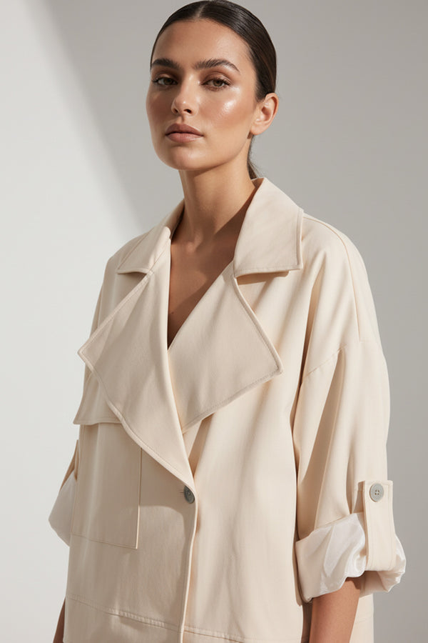 Μπεζ γυναικείο oversize σακάκι με φαρδύ πέτο και γυρισμένα μανίκια