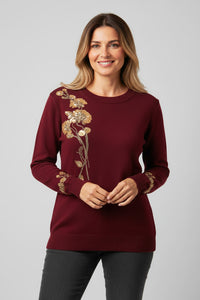 Μπορντό πλεκτή μπλούζα με χρυσά κεντήματα λουλουδιών στο στήθος και στα μανίκια