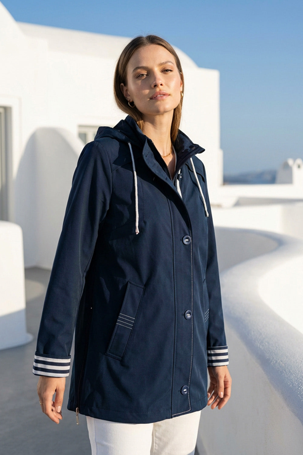 Navy γυναικείο jacket με κουκούλα και ριγέ λεπτομέρειες στα μανίκια