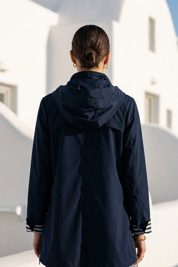 Navy γυναικείο jacket με κουκούλα και ριγέ λεπτομέρειες στα μανίκια