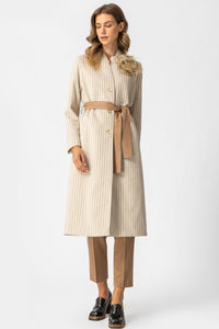 Ριγέ παλτό σε εκρού με ζώνη