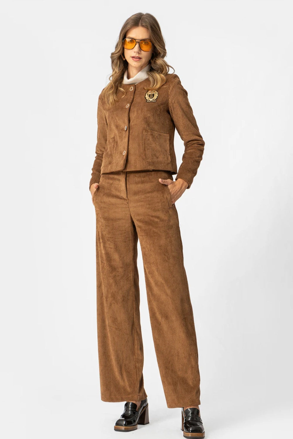 Καφέ παντελόνι κοτλέ Amsterdam με ψηλή μέση και φαρδιά γραμμή