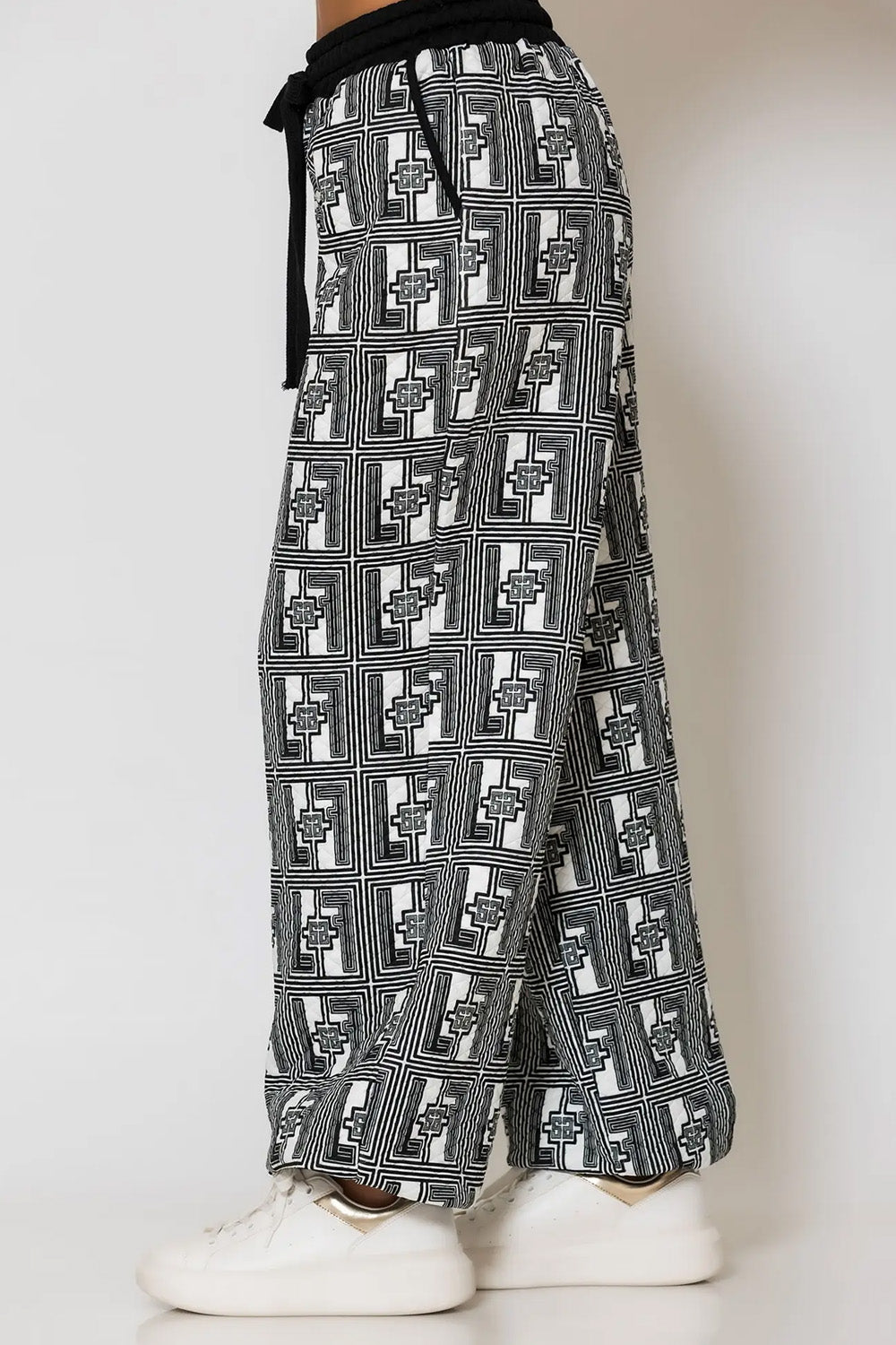 Παντελόνι με logo print και λάστιχο στη μέση