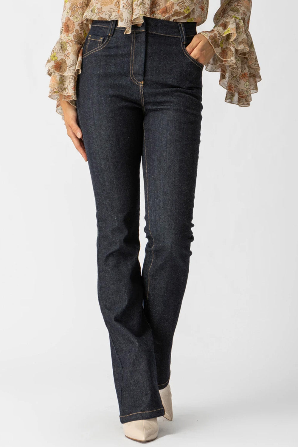 Σκούρο μπλε πλυμένο jean με καμπάνα και ψηλή μέση