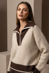 Πλεκτή μπλούζα ριπ εκρού με σοκολατί γιακά και κουμπιά, μακριά μανίκια, άνετη γραμμή από Ellisargi Boutique