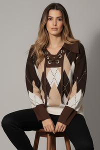 Καφέ πλεκτό με ρόμβους και κορδόνι στο ντεκολτέ από την Ellisargi Boutique