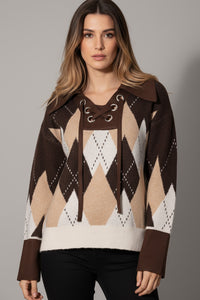 Καφέ πλεκτό με ρόμβους και κορδόνι στο ντεκολτέ από την Ellisargi Boutique