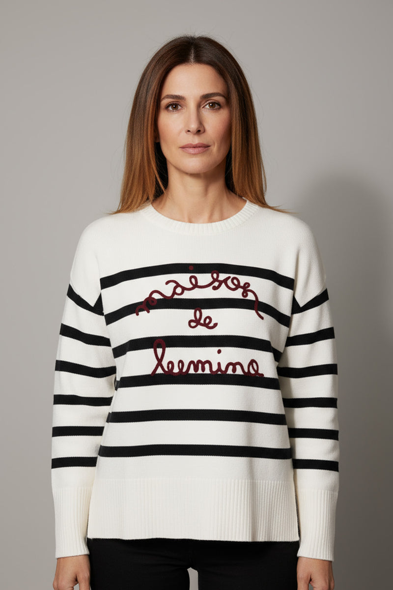 Ριγέ εκρού-μαύρο πλεκτό με επιγραφή “Maison de Leeming” από την Ellisargi Boutique