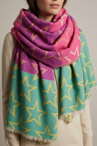 Πολύχρωμη εσάρπα με μοτίβο αστέρια σε φούξια, μωβ και τιρκουάζ, 70x190 εκ., απαλή υφή, 100% ακρυλικό