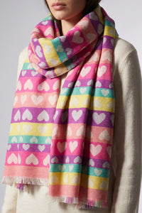Πολύχρωμη εσάρπα με μοτίβο καρδιές, απαλή υφή, 70x190 εκ., 100% ακρυλικό, γυναικείο αξεσουάρ χειμώνα