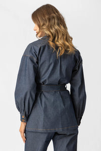 Πουκάμισο denim με ζώνη, utility τσέπες και balloon μανίκια σε σκούρο μπλε από το Ellisargi Boutique
