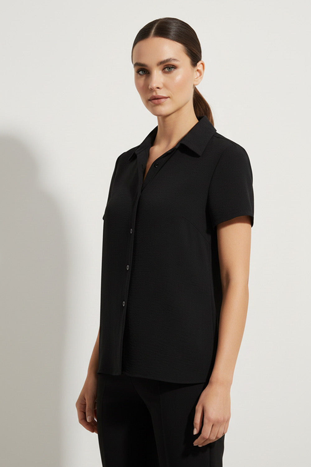 Μαύρο πουκάμισο με κοντό μανίκι