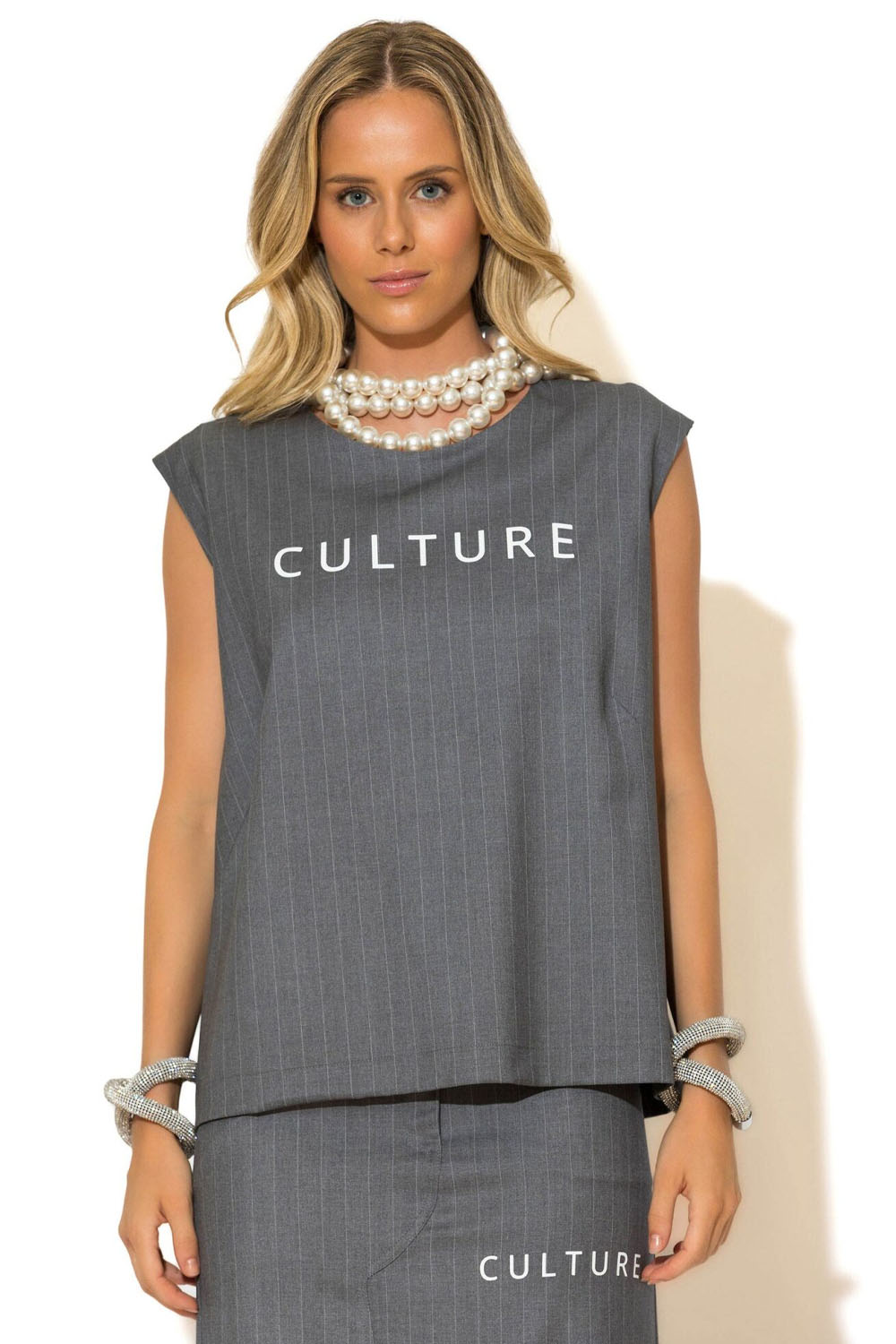 Ριγέ μπλούζα με φερμουάρ πίσω και τύπωμα – C-THROU