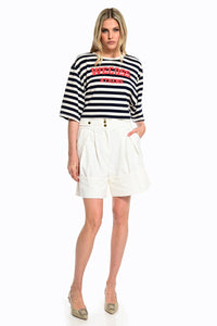 Γυναικείο ριγέ crop top WECOSS ATHENS σε navy και εκρού χρώμα με φαρδιά μανίκια και άνετη γραμμή.