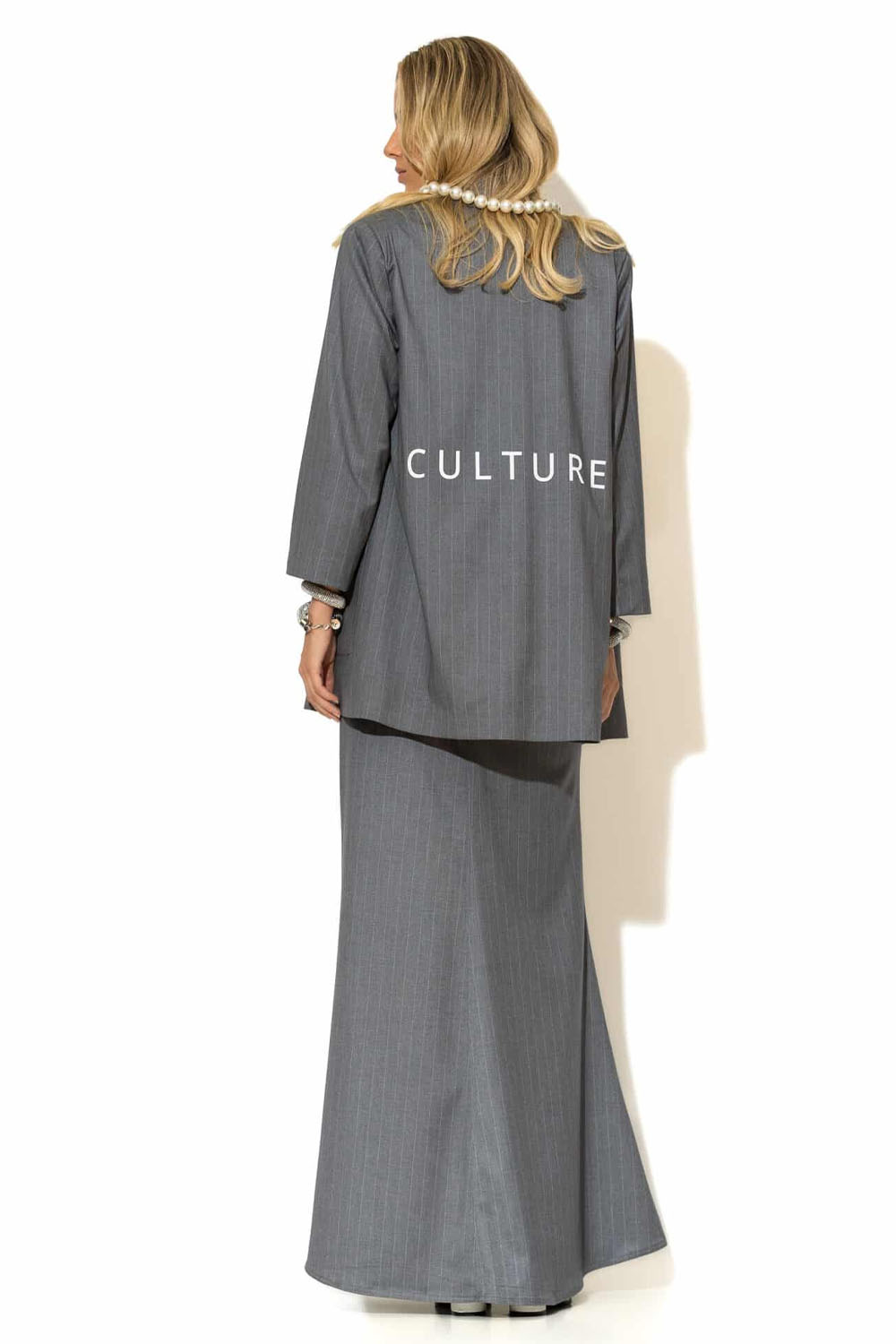 Ριγέ oversized σακάκι C-THROU με logo CULTURE – Ellisargi Boutique