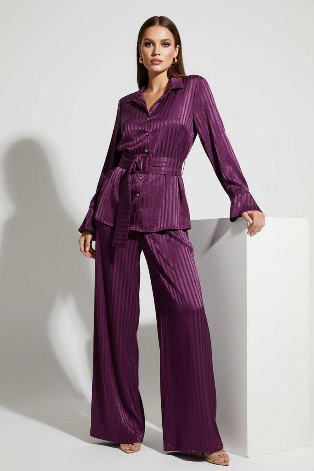 Set saten rige porfyro me poukamiso kai panteloni fardia grammi