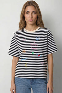 Ριγέ T-Shirt με Πολύχρωμα Κεντήματα