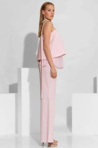 Ροζ ριγέ γυναικείο παντελόνι καμπάνα από κρεπ ύφασμα με μακριά γραμμή