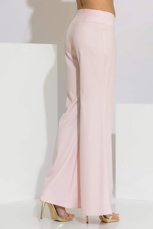 Ροζ ριγέ γυναικείο παντελόνι καμπάνα από κρεπ ύφασμα με μακριά γραμμή