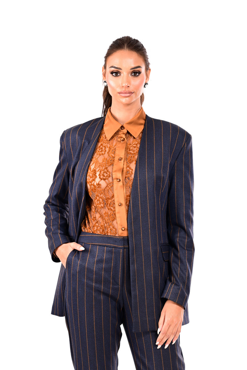 Navy σακάκι με κάθετη ρίγα σε ίσια γραμμή – Ellisargi Boutique