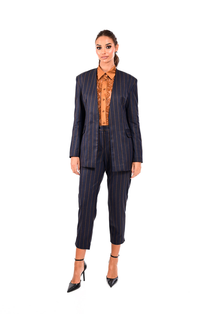 Navy σακάκι με κάθετη ρίγα σε ίσια γραμμή – Ellisargi Boutique