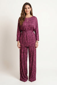 Γυναικείο σετ με abstract print μπλούζα με ζώνη και παντελόνα σε άνετη γραμμή