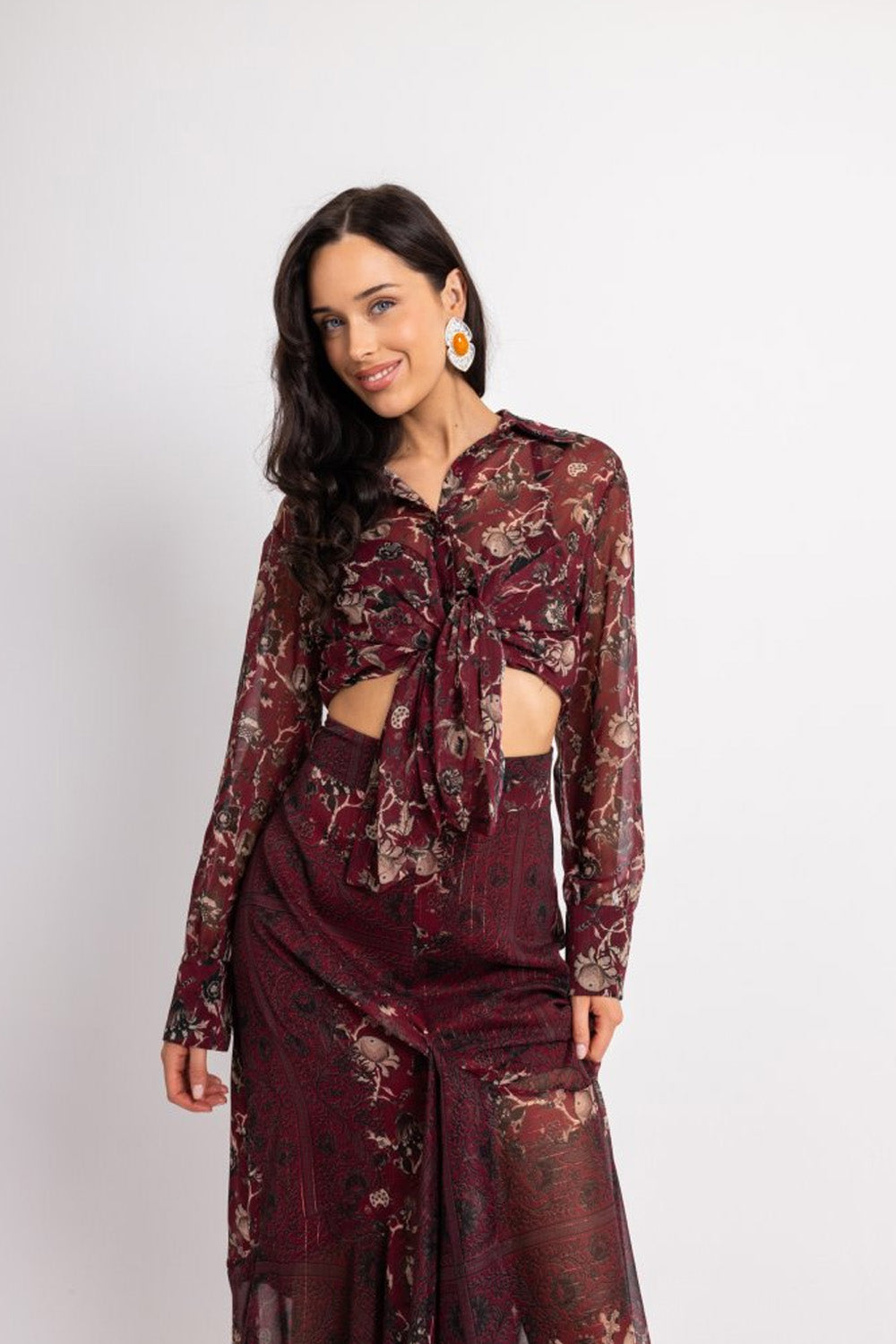 Σετ μπορντό floral με πουκάμισο και μάξι φούστα βολάν, αέρινη εφαρμογή