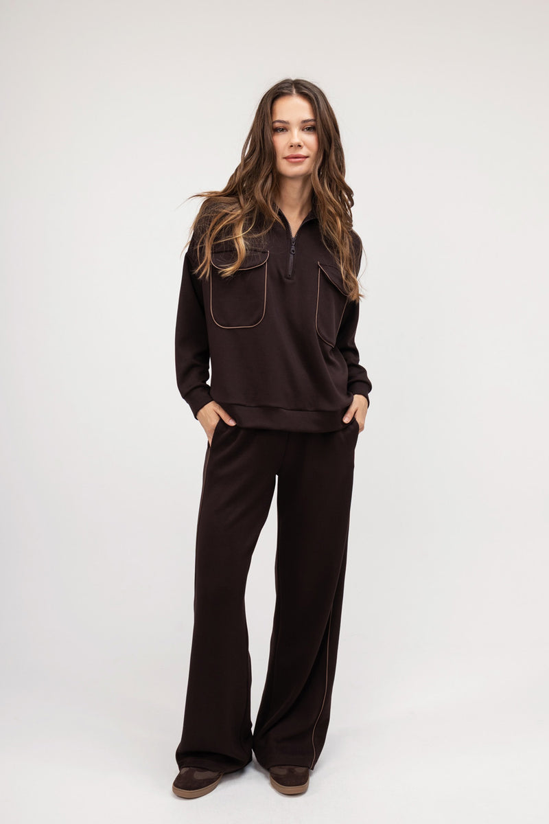 Σετ καφέ φούτερ με oversized μπλούζα, τσέπες και φαρδιά παντελόνα με λεπτή ραφή