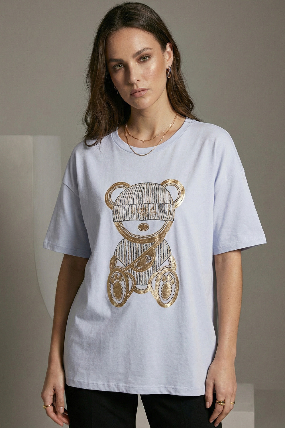 Γυναικείο  T-shirt με διακοσμητικό αρκουδάκι από strass σε χρυσούς και ασημί τόνους front view