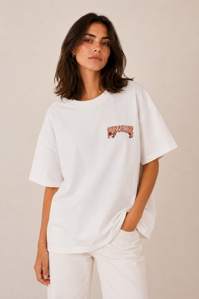 T-shirt Sunshine Holiday Λευκό Oversized