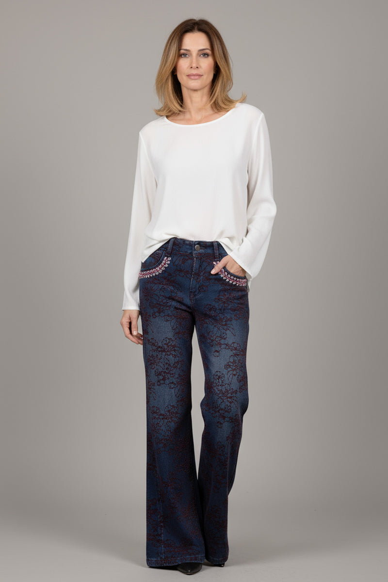 Τζιν καμπάνα μπλε με κεντημένο φλοράλ σχέδιο και strass στις τσέπες