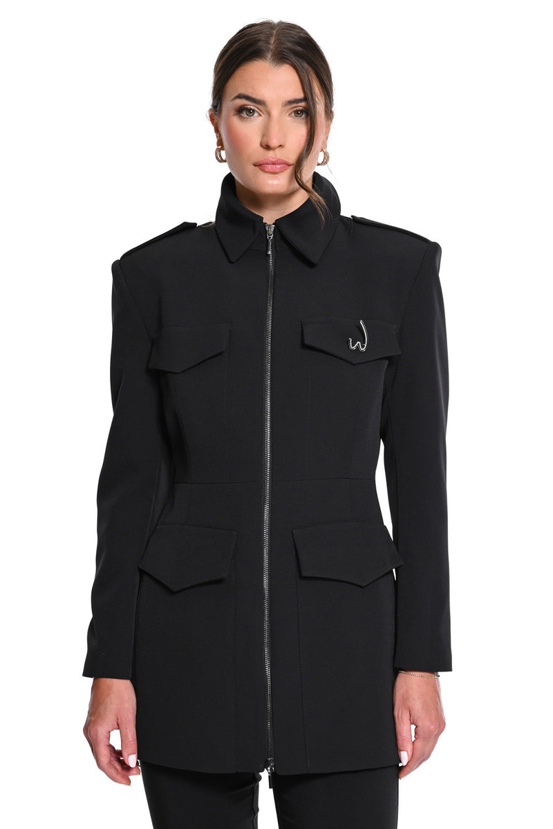 WE COSS μαύρο γυναικείο military jacket με φερμουάρ και τσέπες