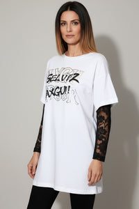 Λευκή μπλούζα με δαντελένα μανίκια και τύπωμα από την Ellisargi Boutique